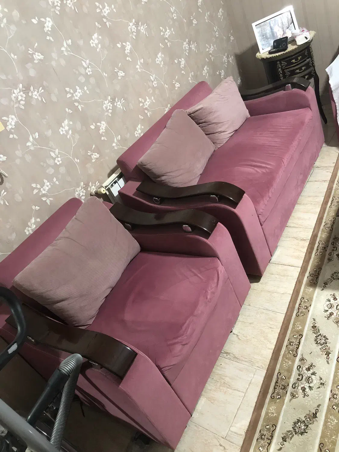 وسایل کارکرده منزل|تخت و سرویس خواب|ساری, |دیوار