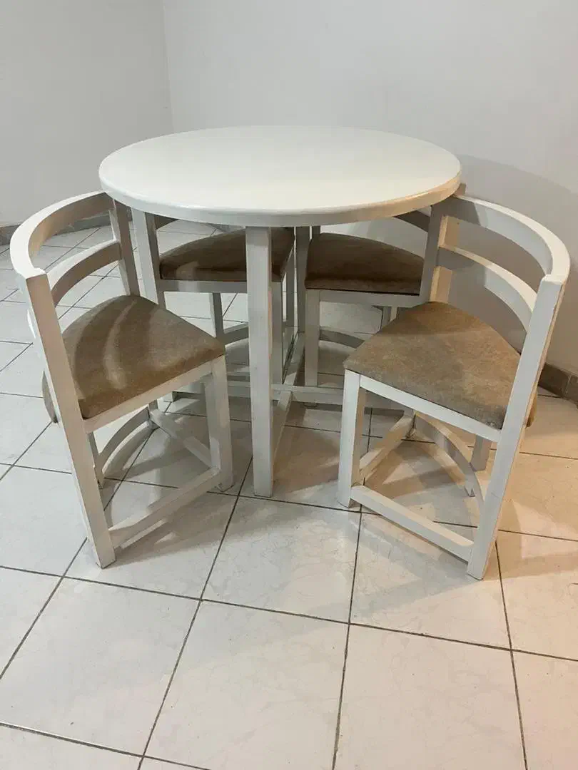 میزنهارخوری|میز و صندلی غذاخوری|رشت, استقامت ۱|دیوار