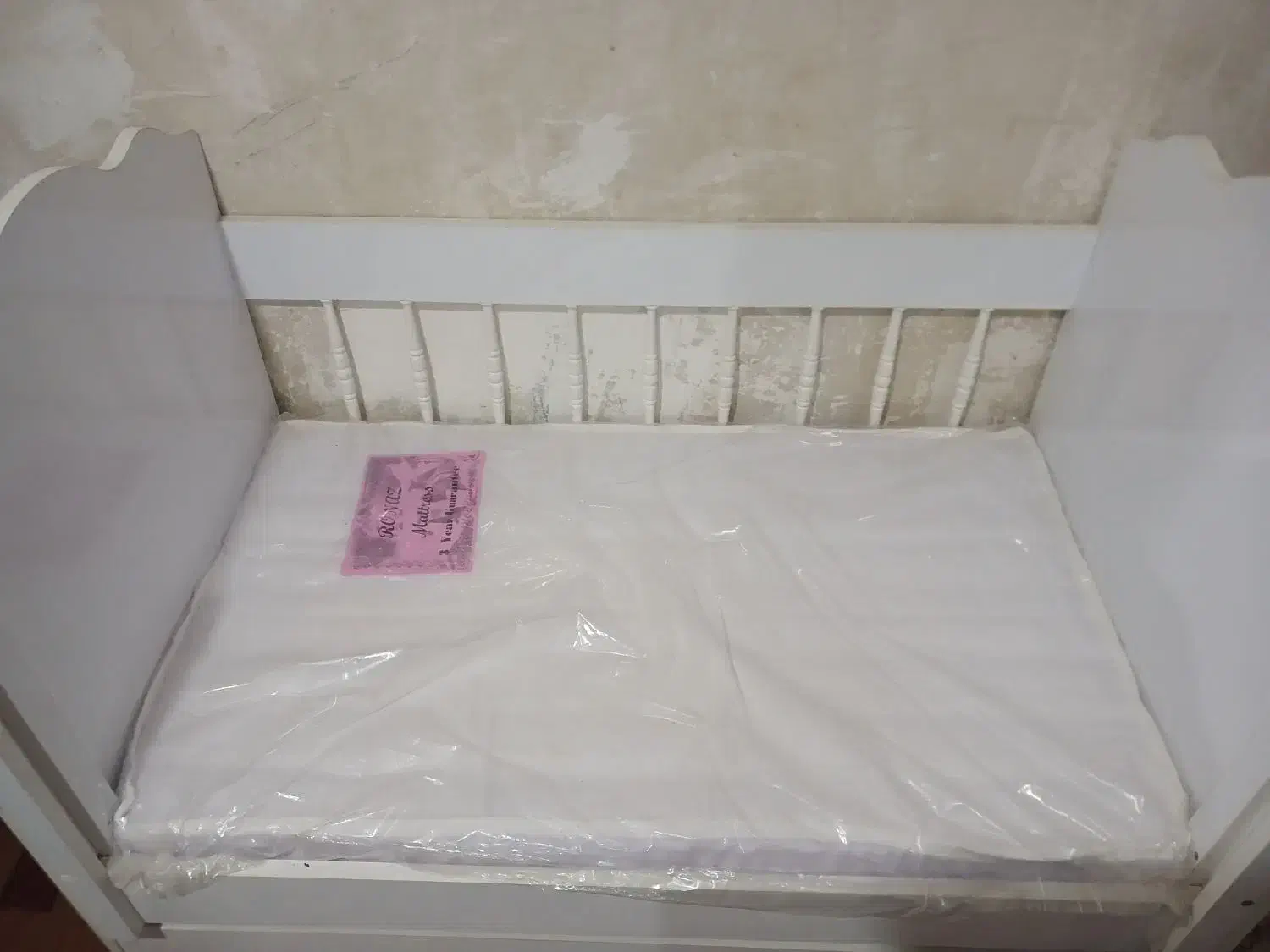 تخت گهواره ای نوزادتا سه سال|اسباب و اثاث بچه|مشهد, ثامن|دیوار