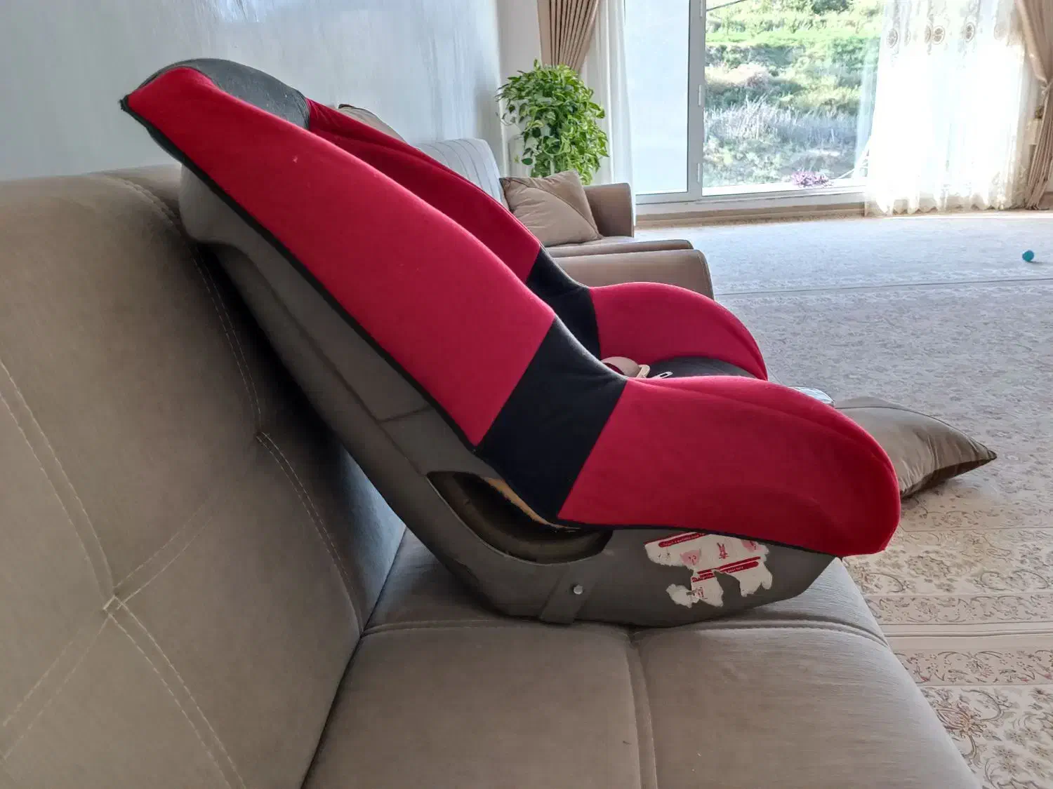 صندلی کودک|تخت و صندلی بچه|اشنویه, |دیوار