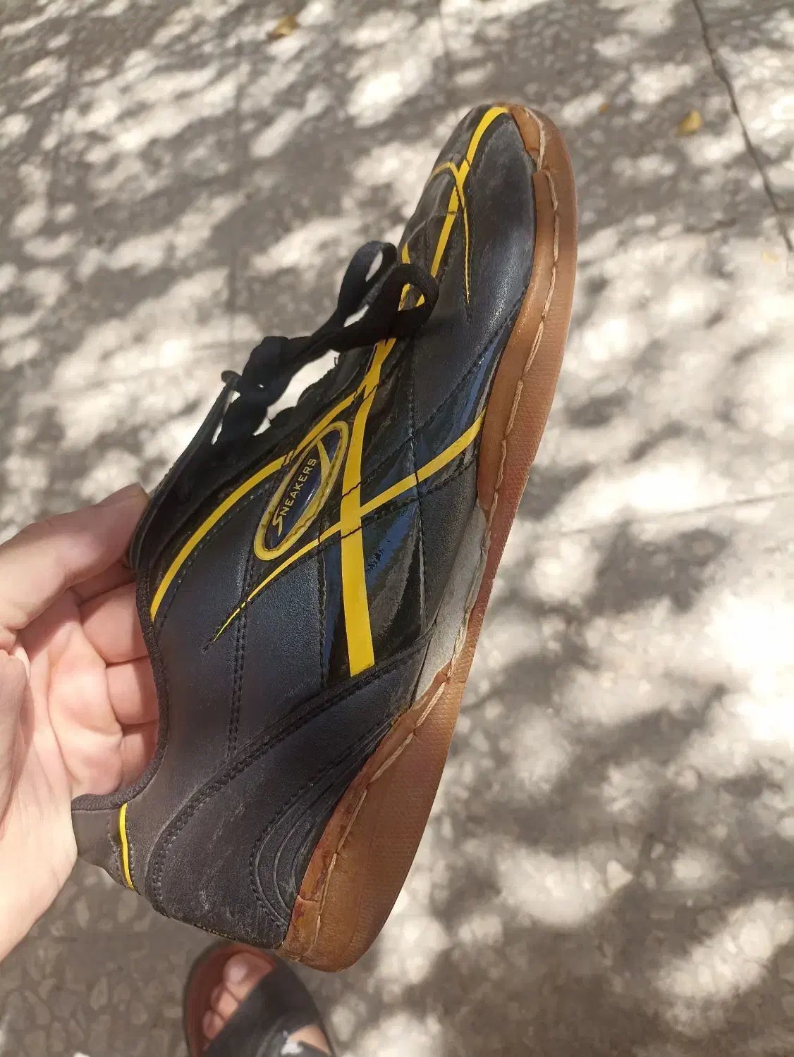 کفش سالن  SNEAKERS|تجهیزات ورزشی|قم, یزدان‌شهر|دیوار