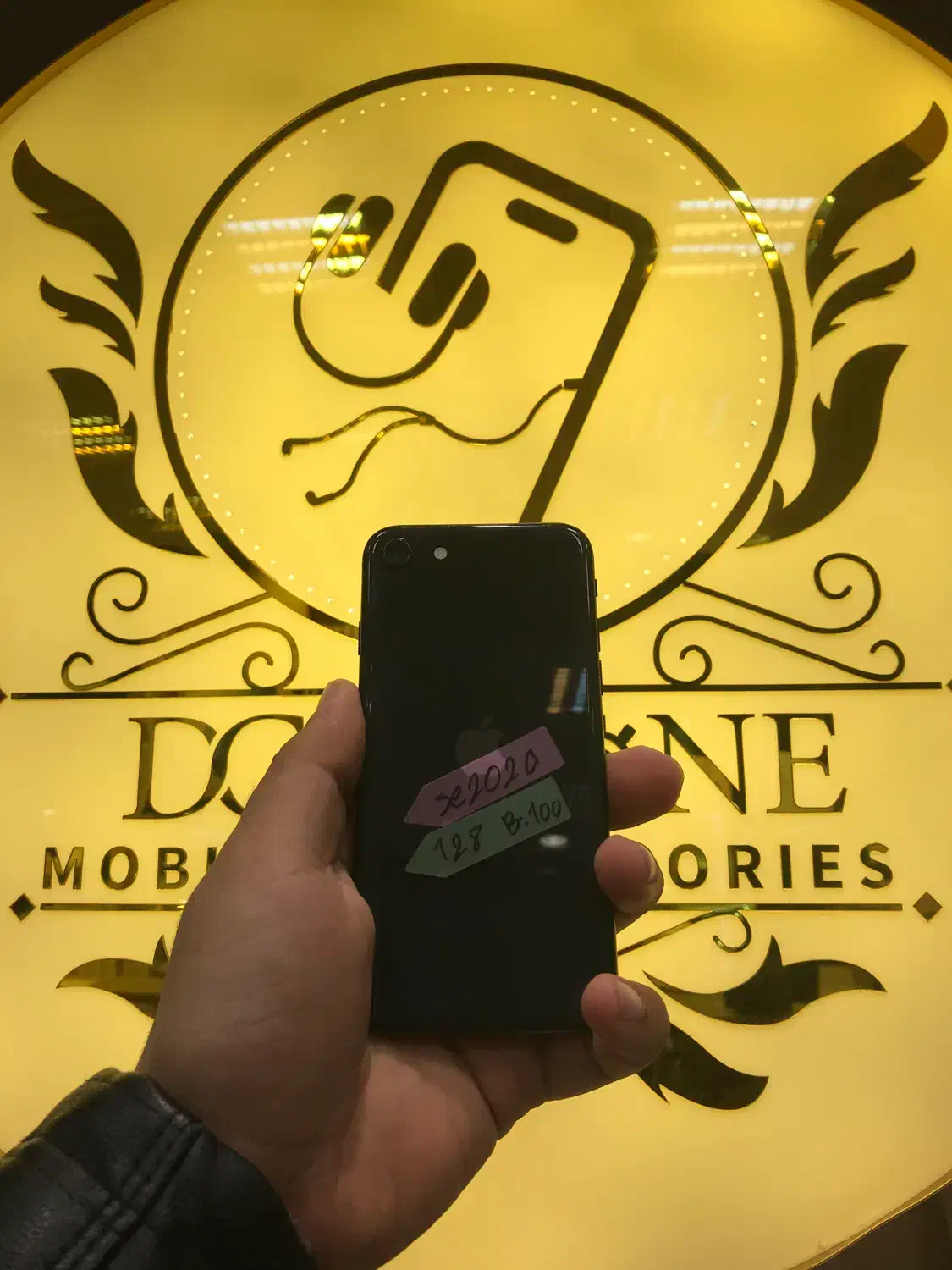 آیفون SE 2020 ۱۲۸ گیگ|موبایل|تبریز, |دیوار