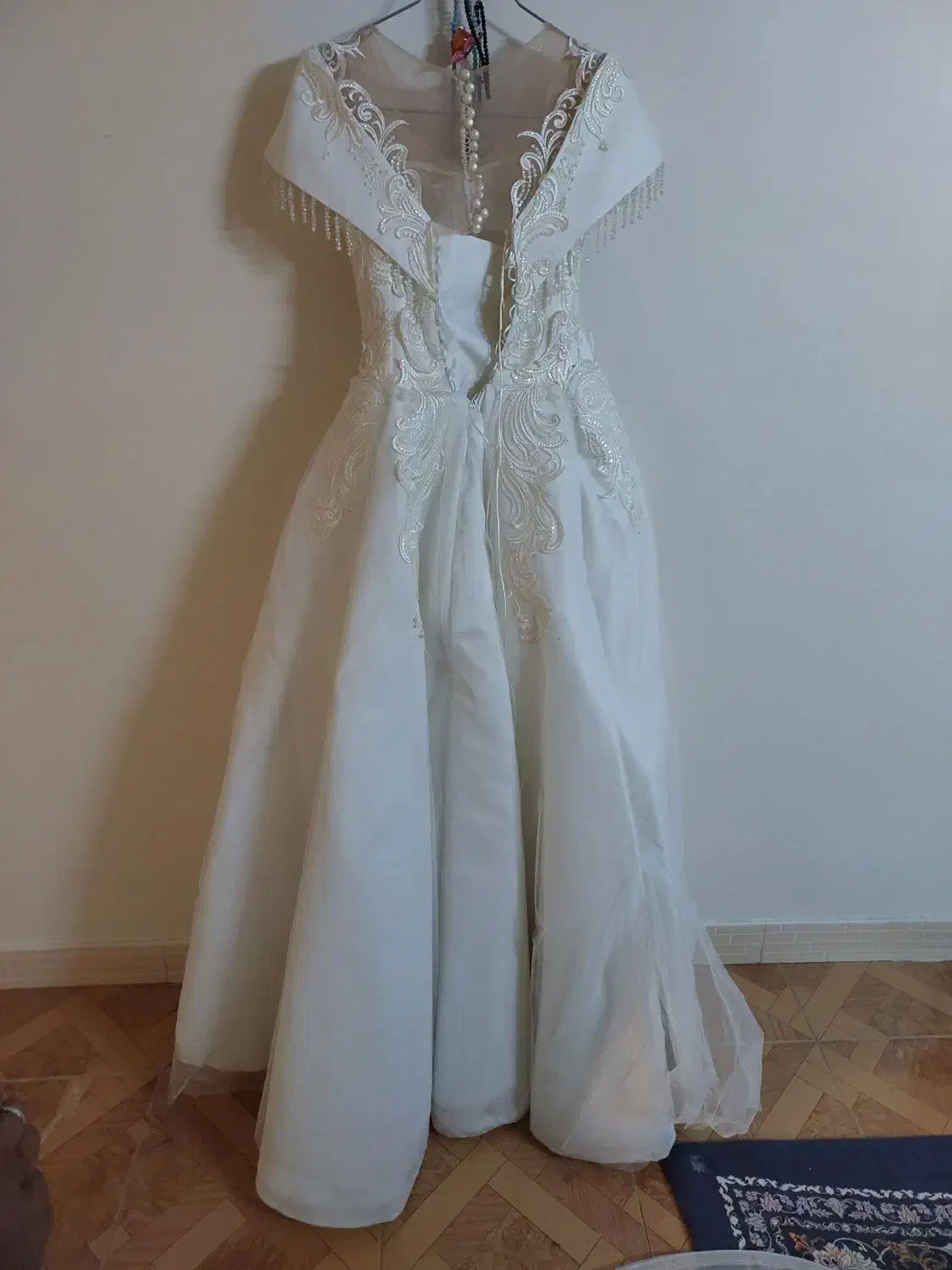 لباس عروس سایز ۳۴ تا ۴۰|لباس|تهران, بهاران|دیوار