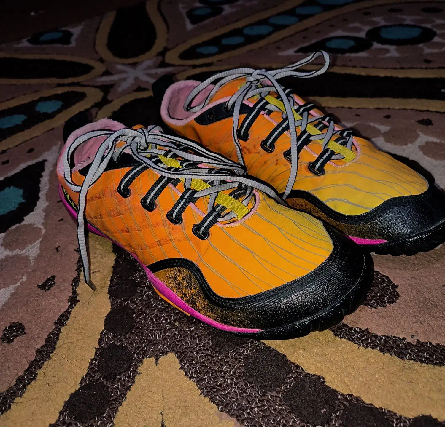 کتونی کوهنوردی و ورزش اورجینال ۹۸۰|کیف، کفش، کمربند|اسلامشهر, شهرک قائمیه|دیوار