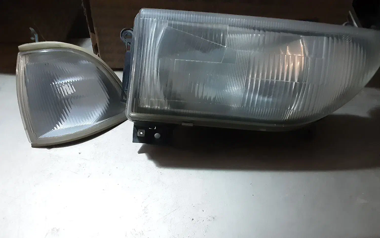 چراغ جلو پراید و زنجیر چرخ ژلهای|قطعات یدکی و لوازم جانبی|پردیس, فاز ۱|دیوار