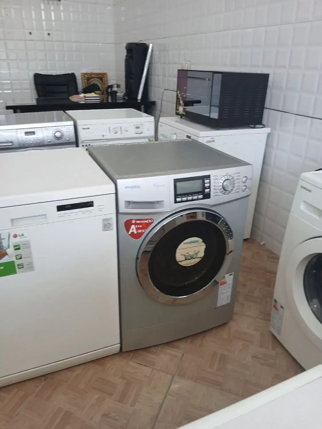 لباسشویی الجی گیربکس تمیز به شرط|ماشین لباسشویی و خشککن لباس|نیشابور, مدرس|دیوار