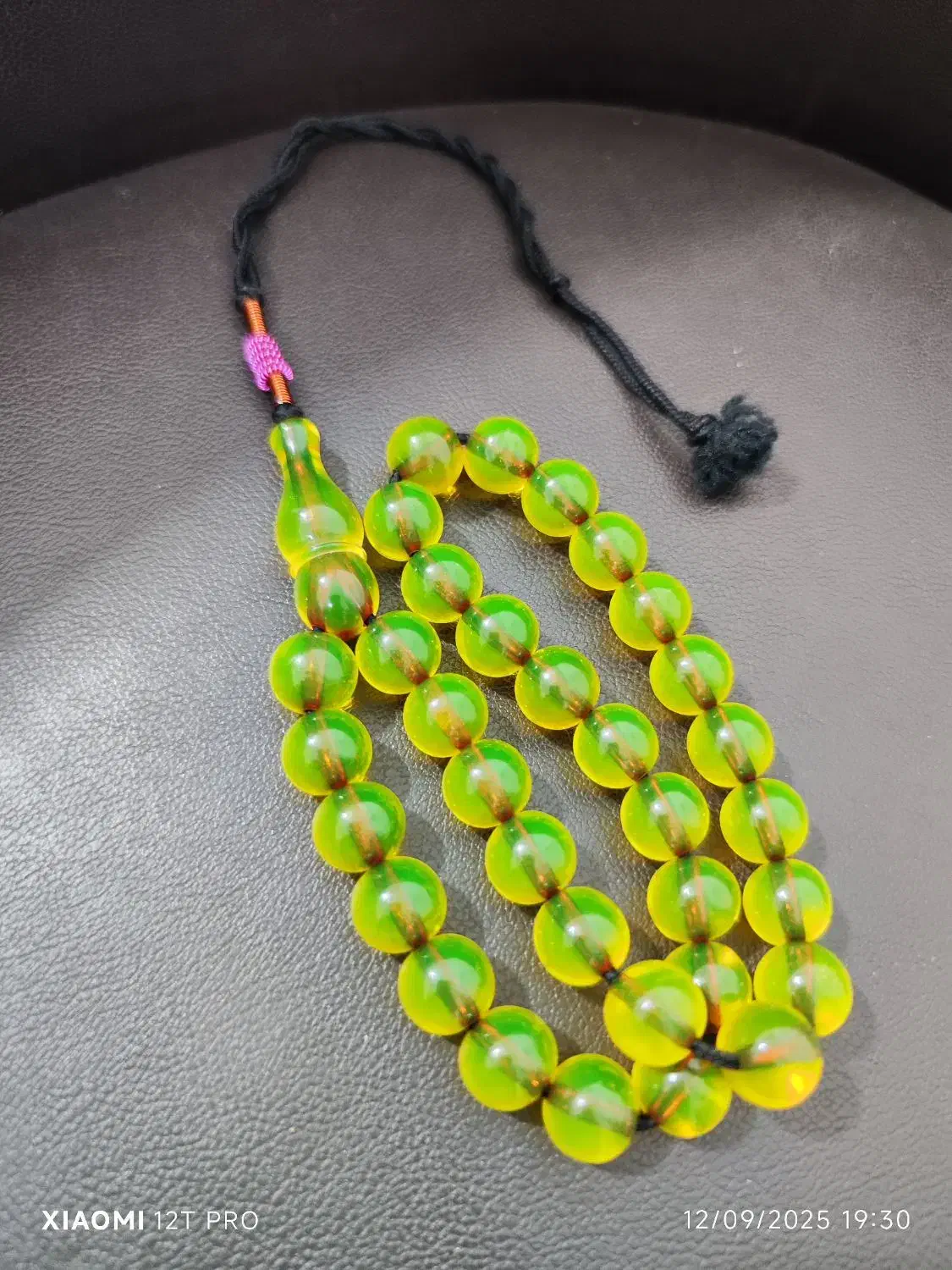 تسبیح گری فسفری سندلوس در حد کهنه آلمان|جواهرات|کرمانشاه, |دیوار