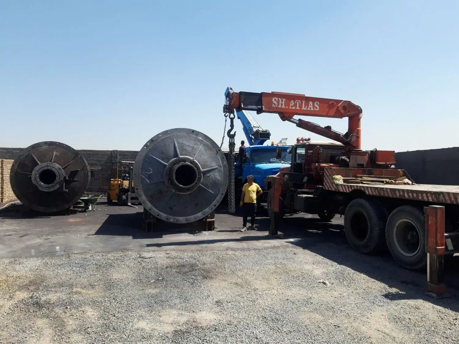 یک نفر کارگر ساده نیازمندیم .جای خواب .صبحانه|استخدام صنعتی، فنی، مهندسی|رباطکریم, شهرک صنعتی سبلان|دیوار