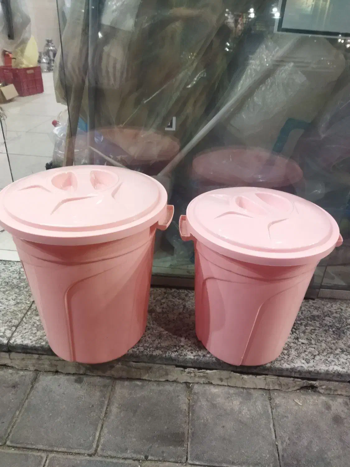 سطل|ظروف نگهدارنده، پلاستیکی، یک‌بارمصرف|تهران, خاک سفید|دیوار