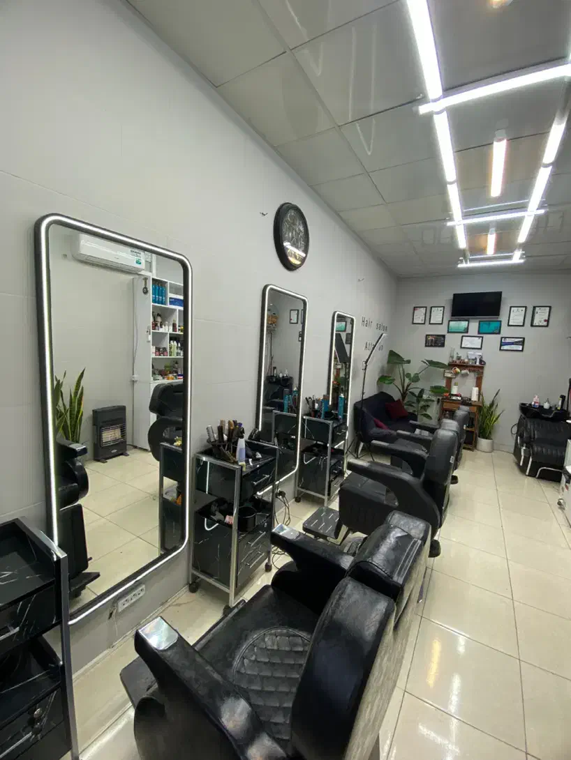 کارآموز،شاگرد ارایشگاه مردانه|استخدام درمانی، زیبایی، بهداشتی|مشهد, محمدآباد|دیوار