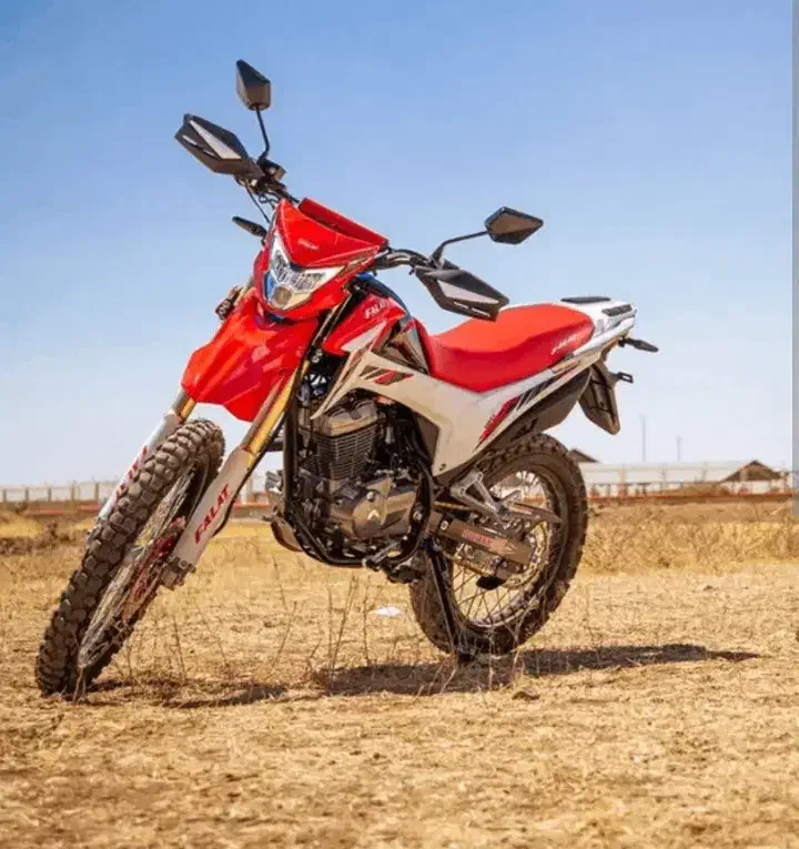 موتور فلات 1404|موتورسیکلت|سقز, |دیوار