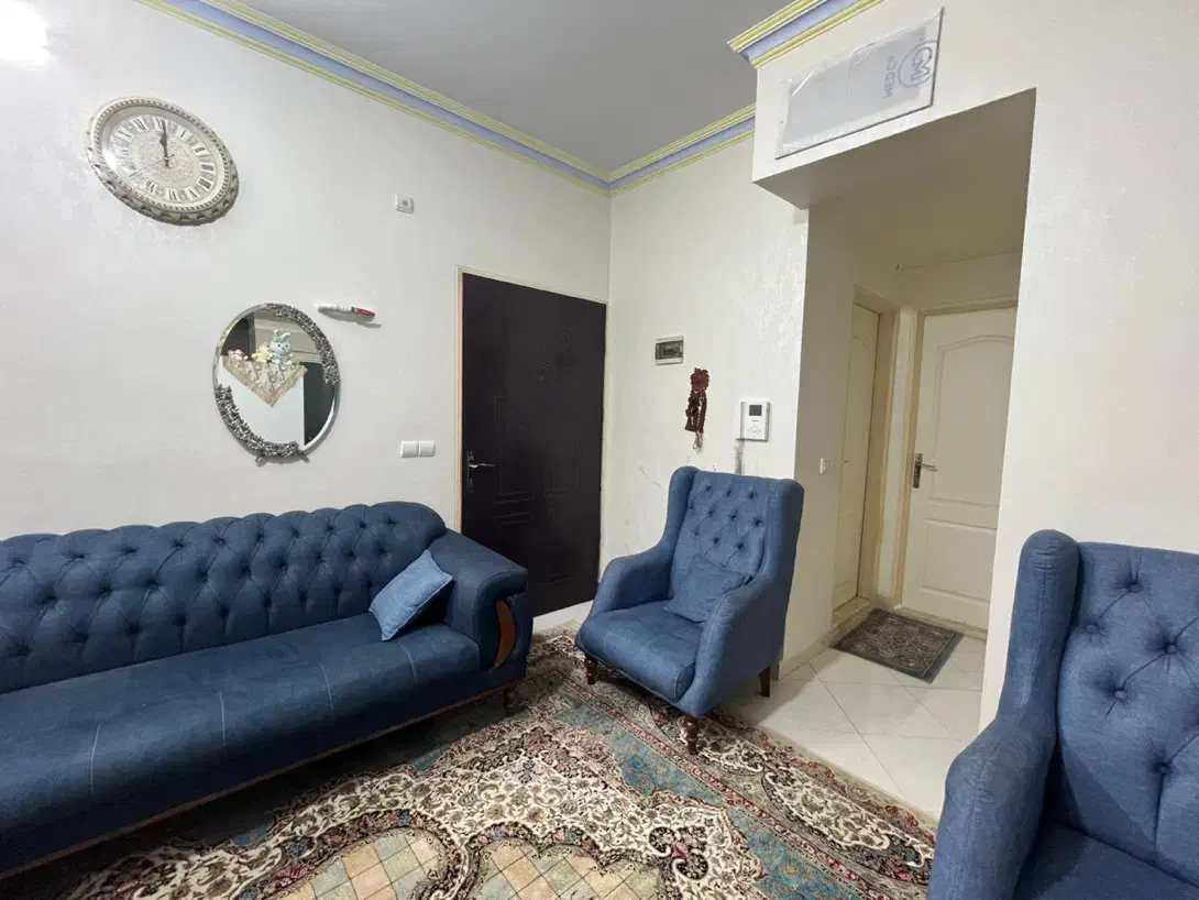 اپارتمان ۵۰ متری۱ خوابه *خیابان اقاجانی*با پارکینگ