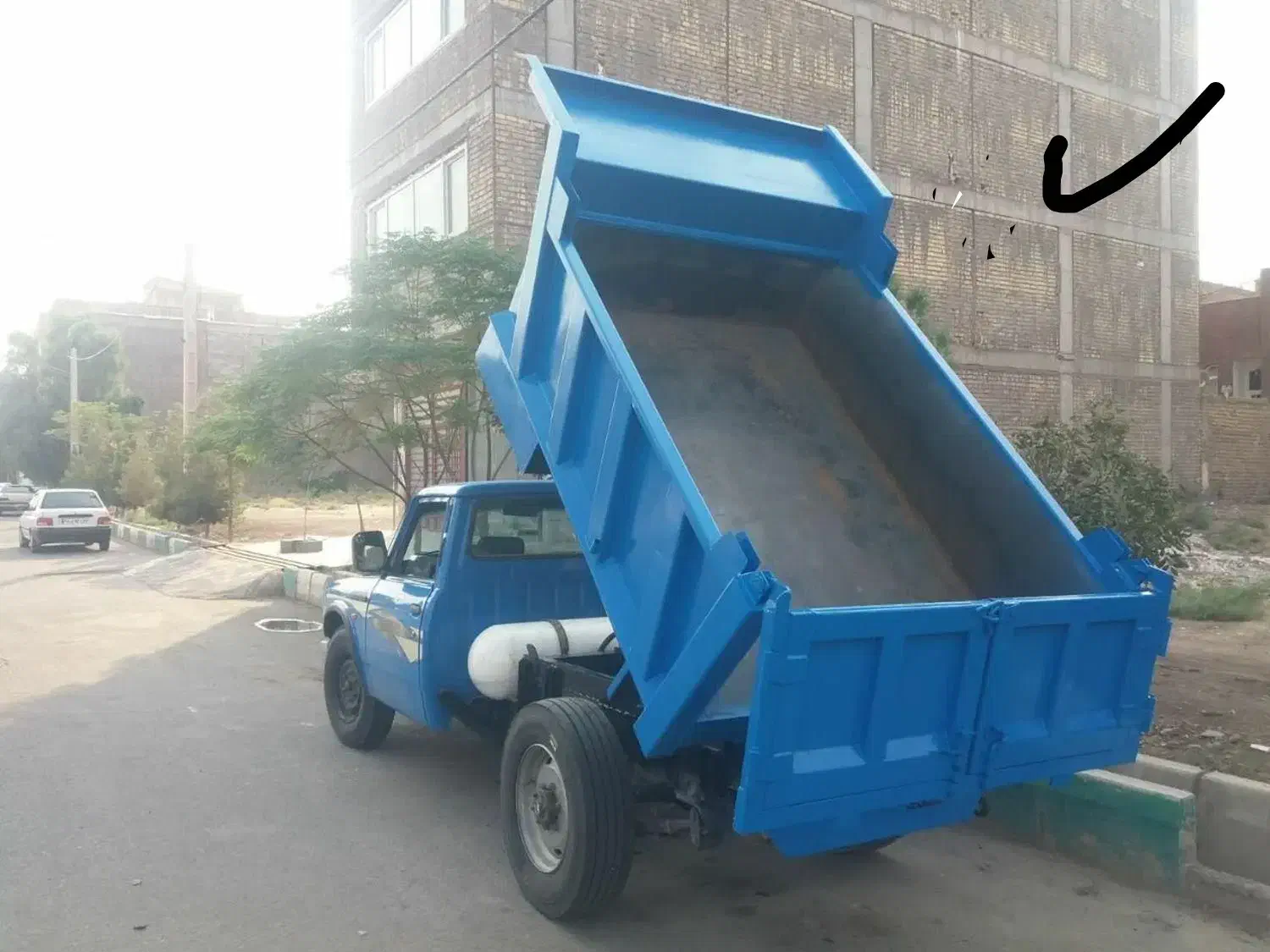 حمل نخاله ماسه آجر با نیسان کمپرسی|خدمات حمل و نقل|قم, بلوار امین و ساحلی|دیوار