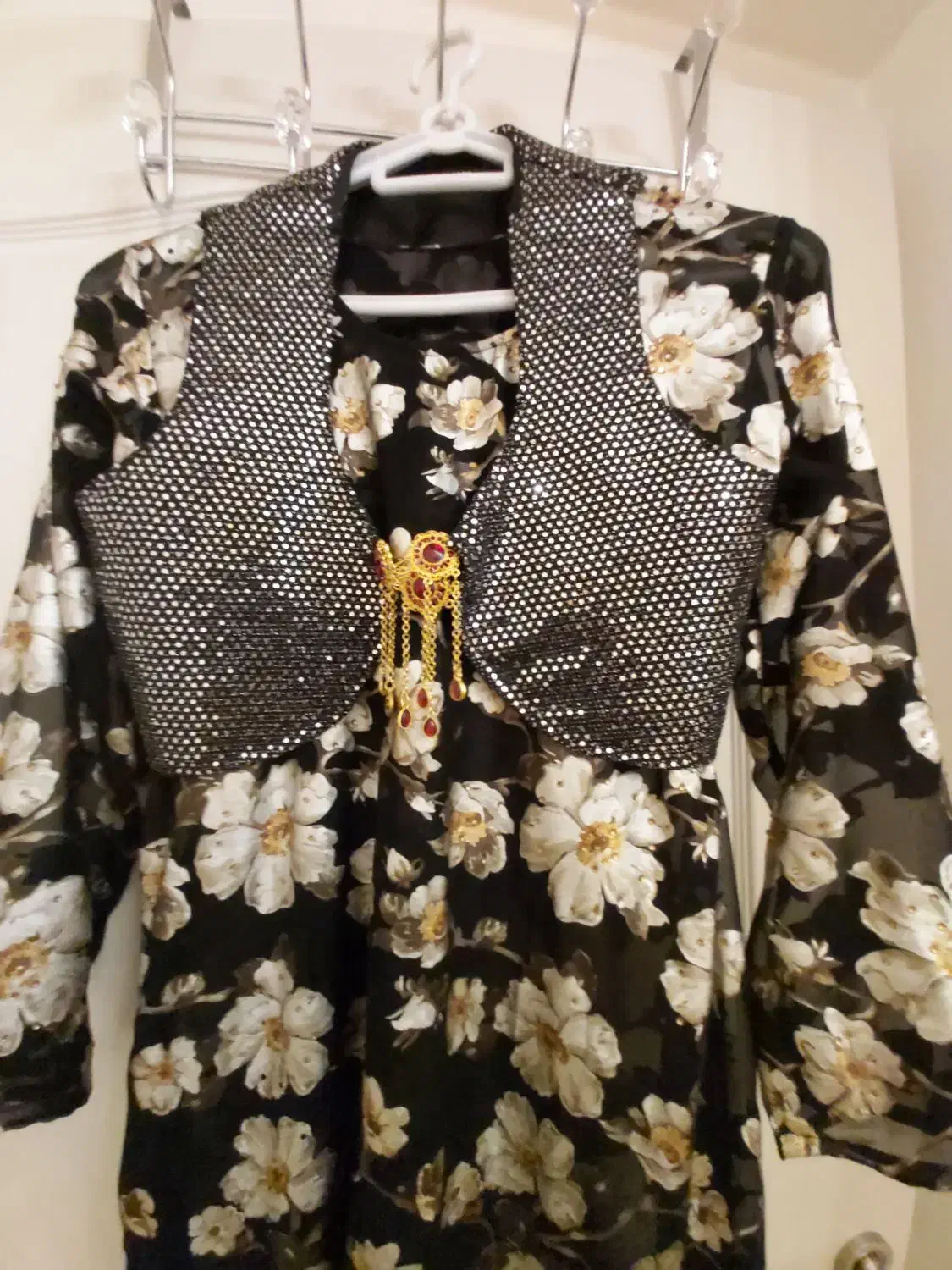 لباس محلی کردی|لباس|تهران, ائمه اطهار|دیوار