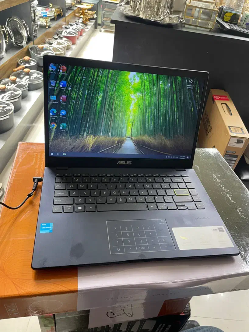 پ تاپ 14 اینچی ایسوس|رایانه همراه|مشهد, کوی سیدی|دیوار