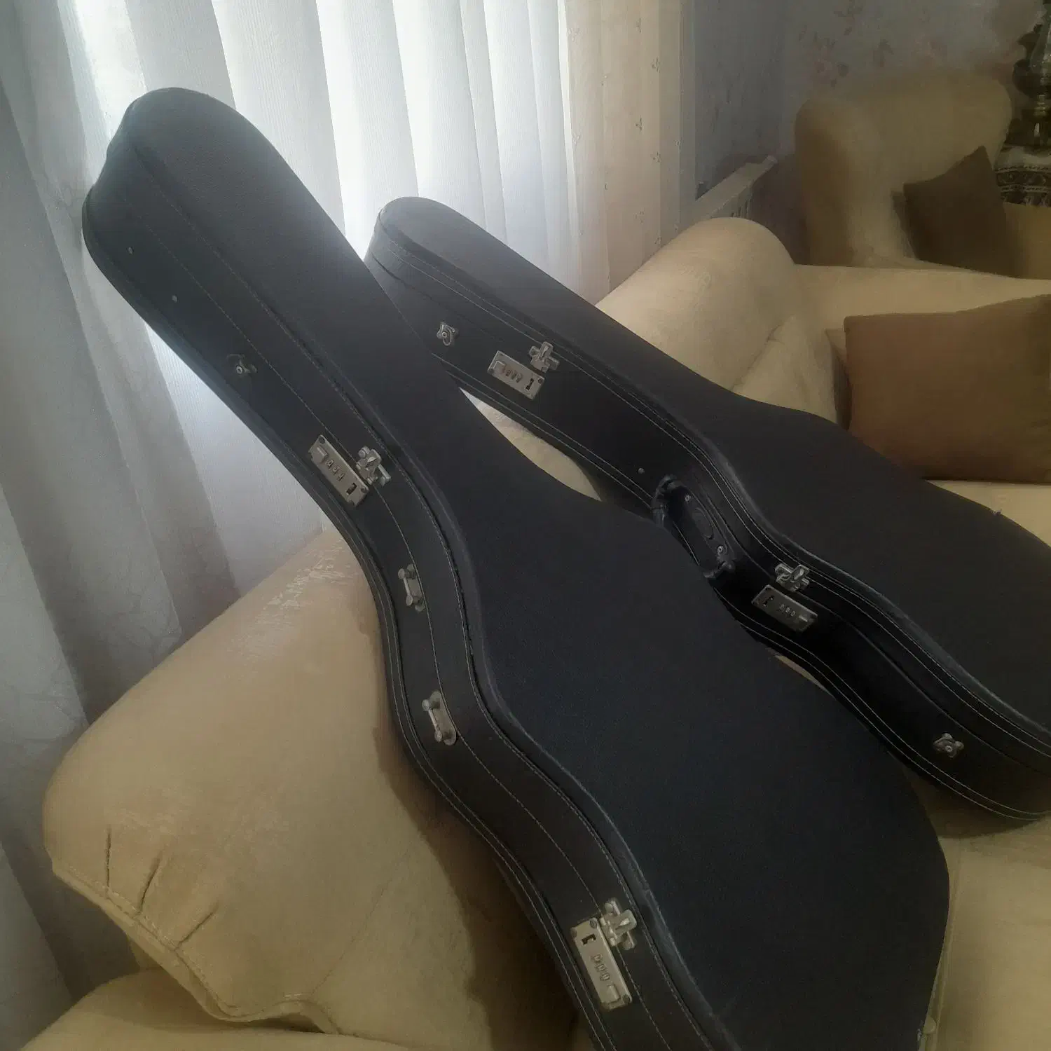 هاردکیس|گیتار، بیس، امپلیفایر|ملارد, |دیوار