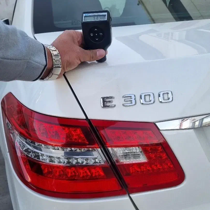 کارشناسی رنگ خودرو در محل تشخیص ماشین سنگین فنی|خدمات موتور و ماشین|خرمآباد, |دیوار