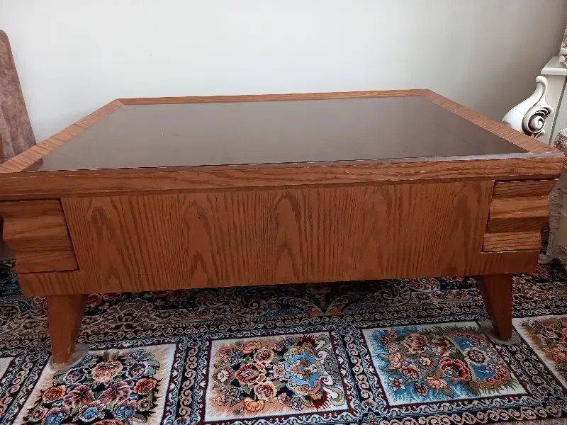 فروش فوری میز بزرگ جلو مبلی|مبلمان خانگی و میز عسلی|کاشان, ملاصدرا|دیوار