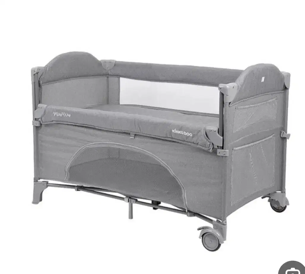 گهواره کنار مادر|تخت و صندلی بچه|مشهد, توس (بلوار توس)|دیوار