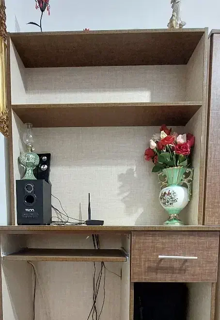 میز کامپیوتر یا میز تحریر|میز تحریر و کامپیوتر|رشت, حومه رشت|دیوار