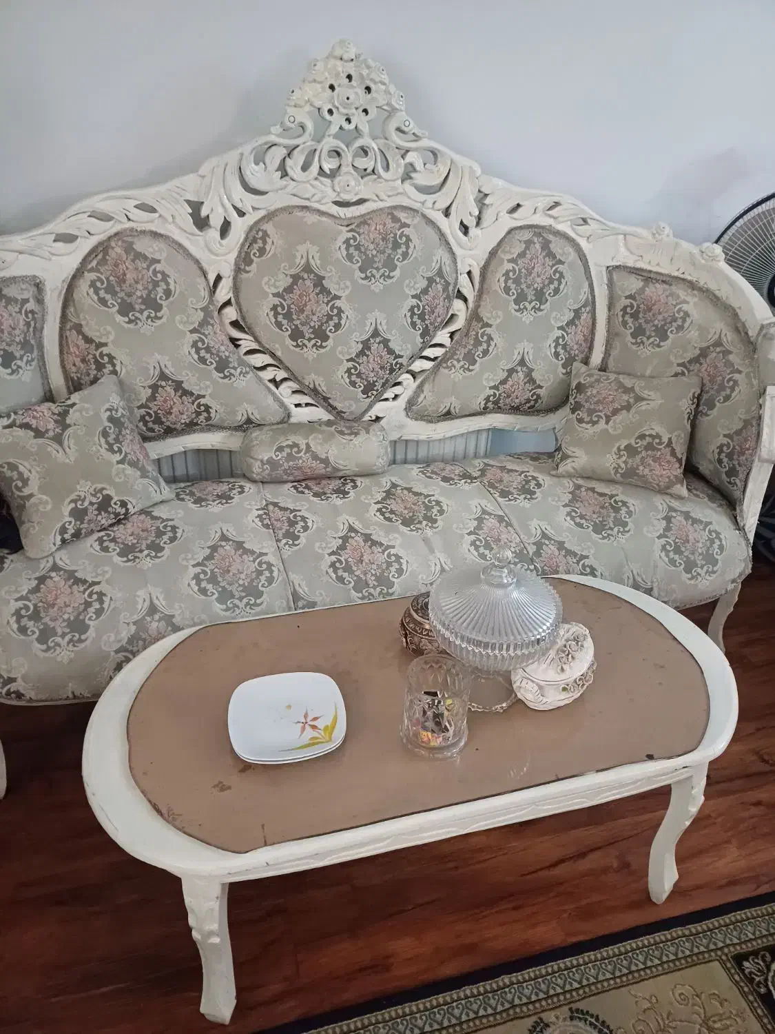 مبل سلطنتی۹نفره|مبلمان خانگی و میز عسلی|ساری, |دیوار