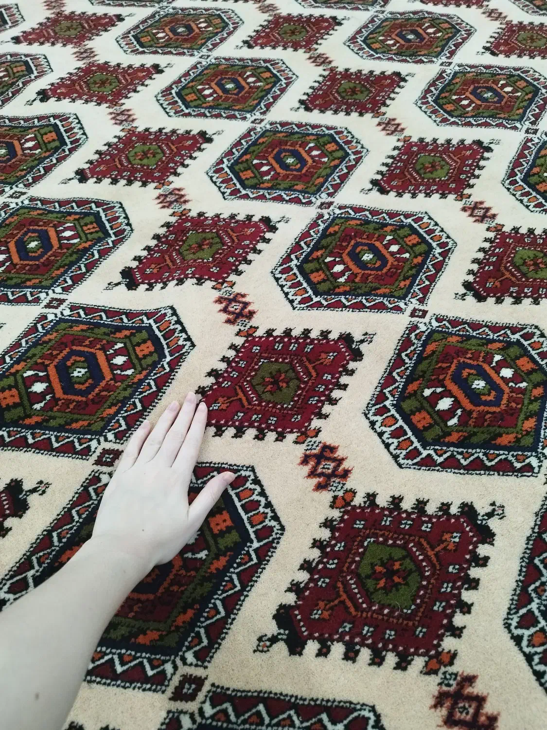 فرش دستباف ترکمن|فرش|گنبد کاووس, |دیوار