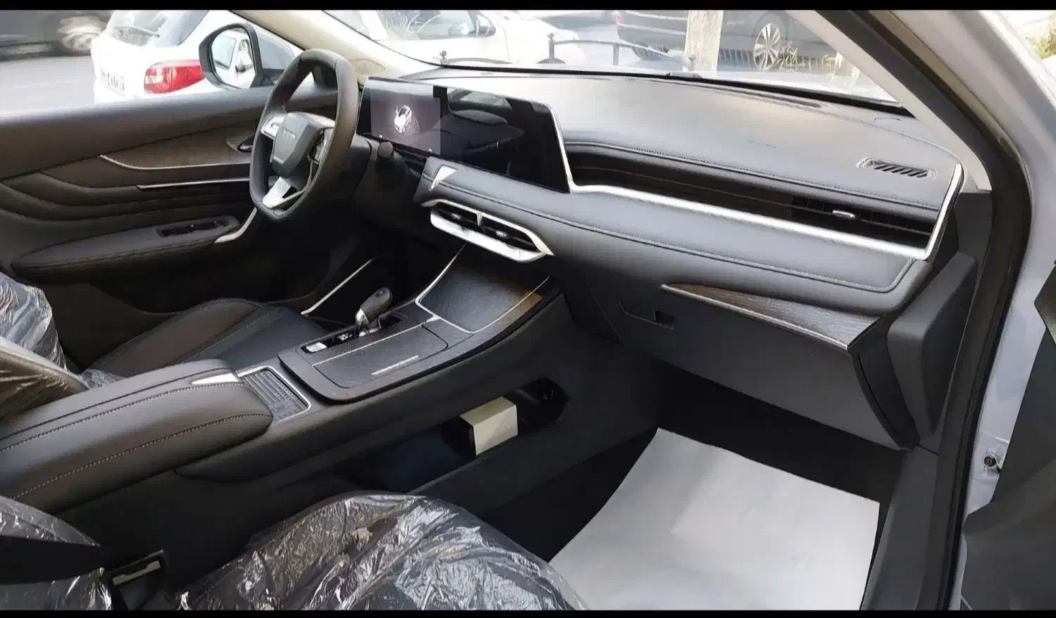 فروش ماشین ونوسیا ( وی-آنلاین ) مدل 2023|خودرو سواری و وانت|کرمانشاه, |دیوار