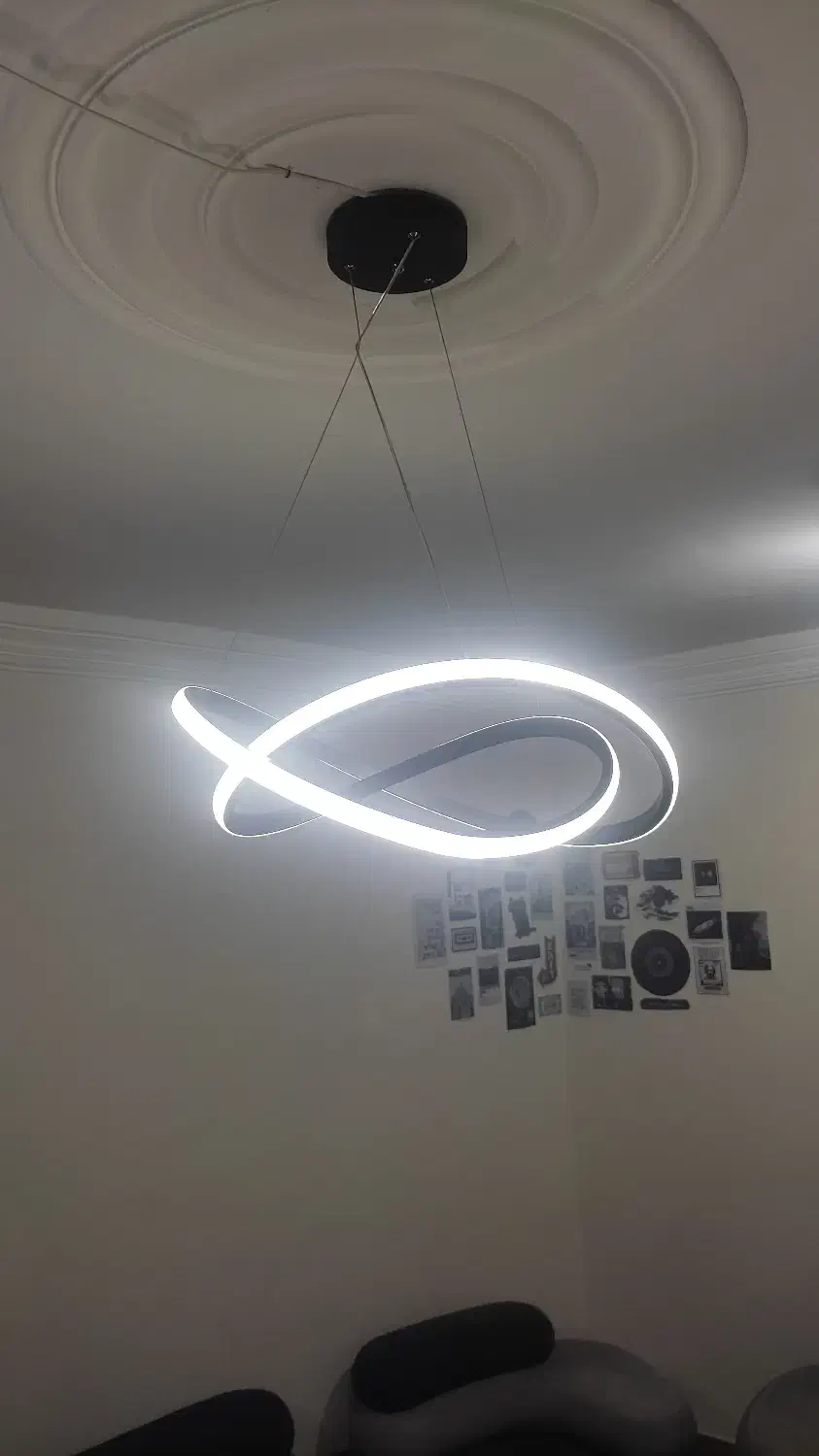 لوستر مینی‌مال|لوستر و چراغ آویز|رشت, دروازه لاکان|دیوار