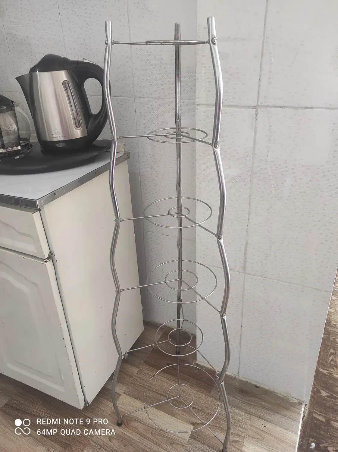 استند قابلمه و سیب زمینی|آب‌چکان و نظم‌دهنده ظروف|اردبیل, |دیوار