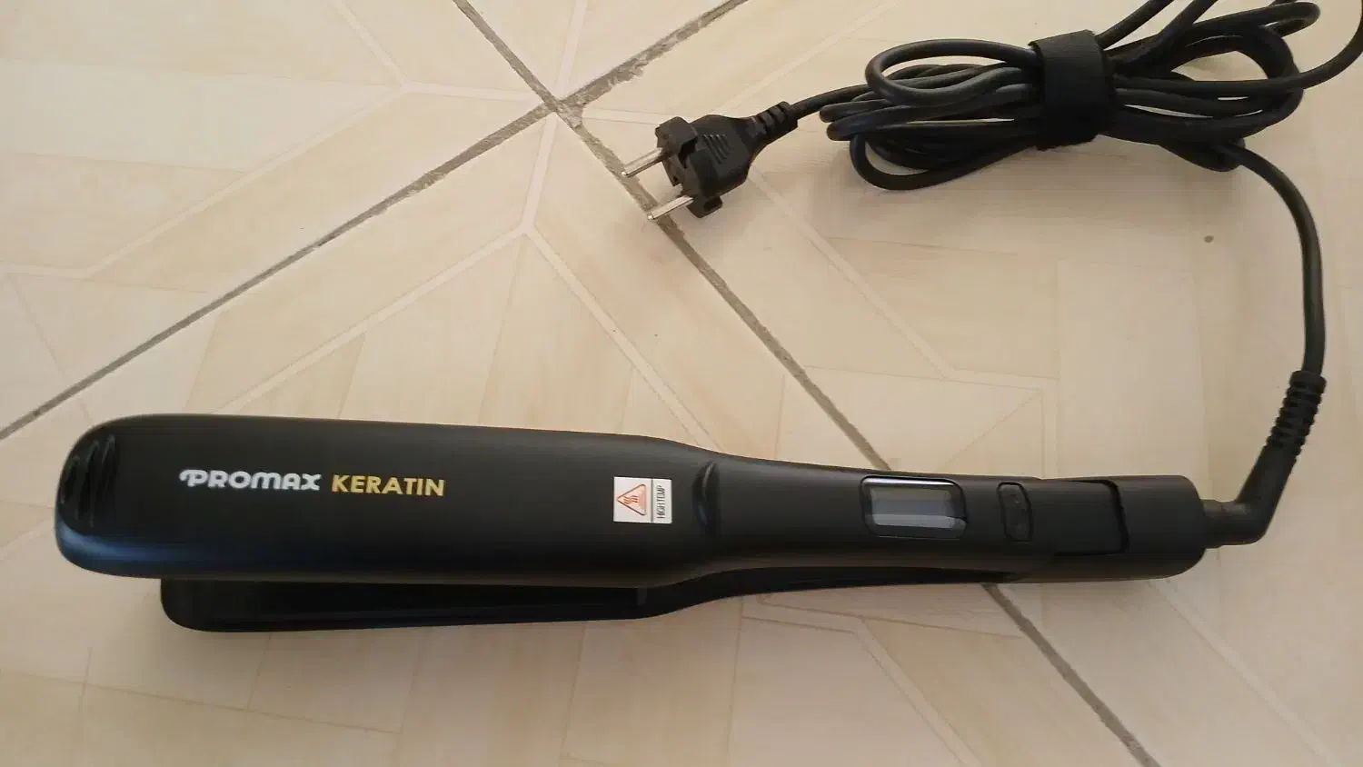 وسایل آرایشگاهی|آرایشگاه و سالن‌های زیبایی|فردیس, شهرک راه آهن|دیوار