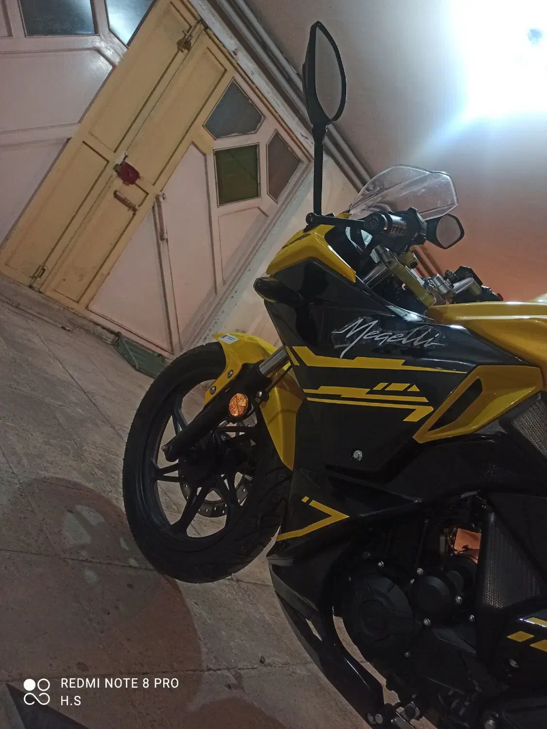 مگلی ۲۰۰r زرد اسفند ۱۴۰۲|موتورسیکلت|قزوین, |دیوار