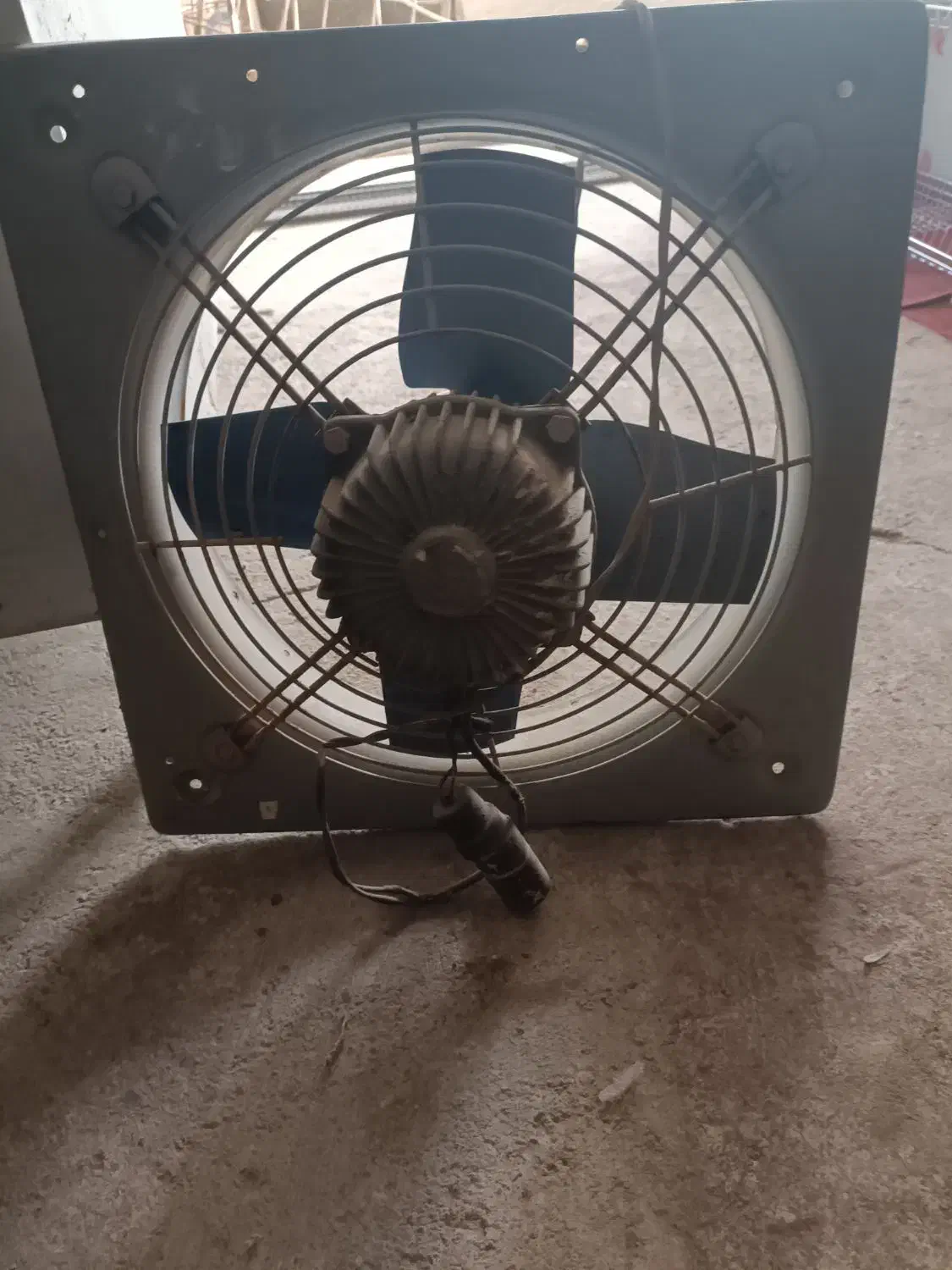 فروش‌ده‌مترکانال‌کولر.میز‌شیشه‌ای.سه‌عدد‌فن‌سالم|میز و صندلی غذاخوری|طرقبه, |دیوار