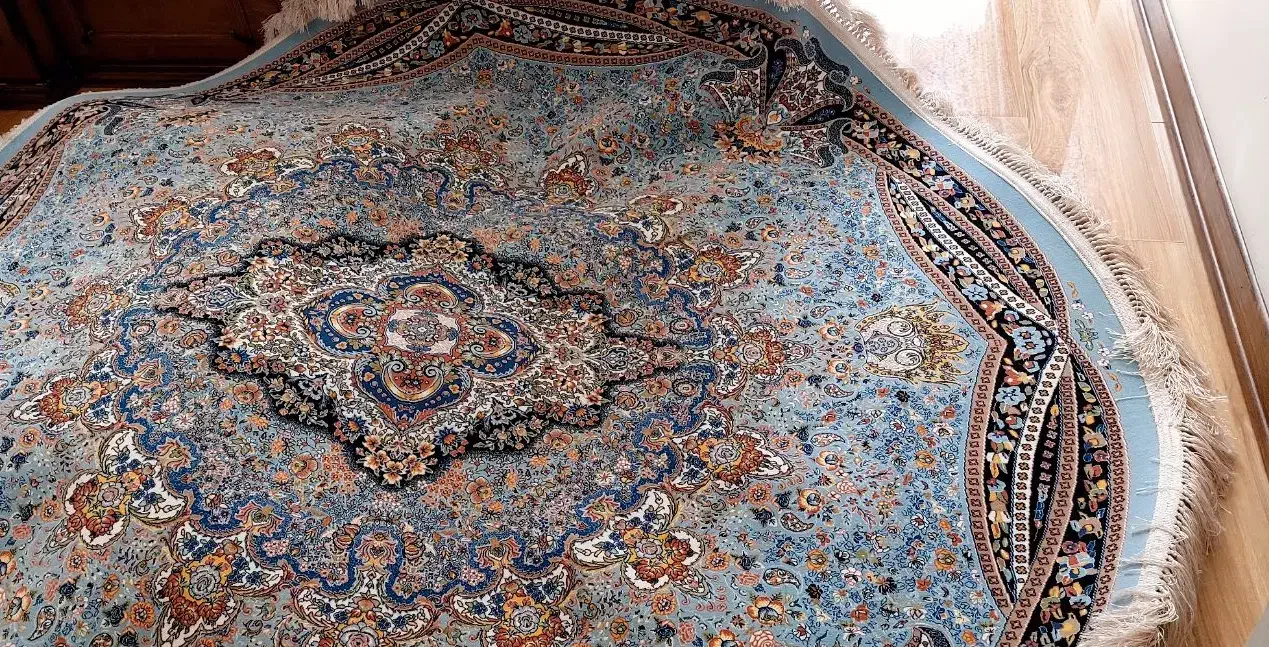 فرش نو گرد آبی قطر ۲متر ۱۲۰۰ شانه طرح شاهکار|فرش|تهران, صادقیه|دیوار