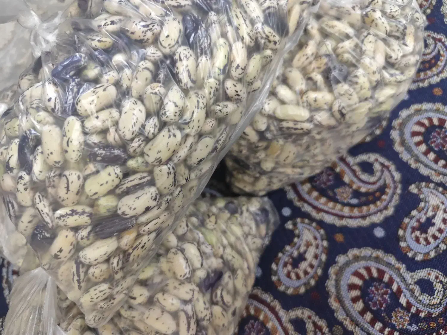 باقالی|خوردنی و آشامیدنی|صومعهسرا, |دیوار