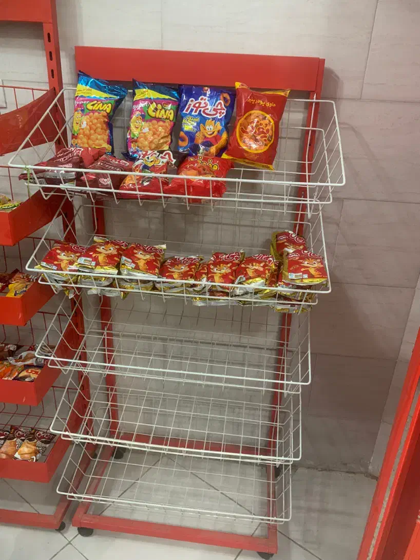 تعدادی استند چیپس و جا آجیلی ام دی اف|فروشگاه و مغازه|اهواز, کوی باهنر|دیوار