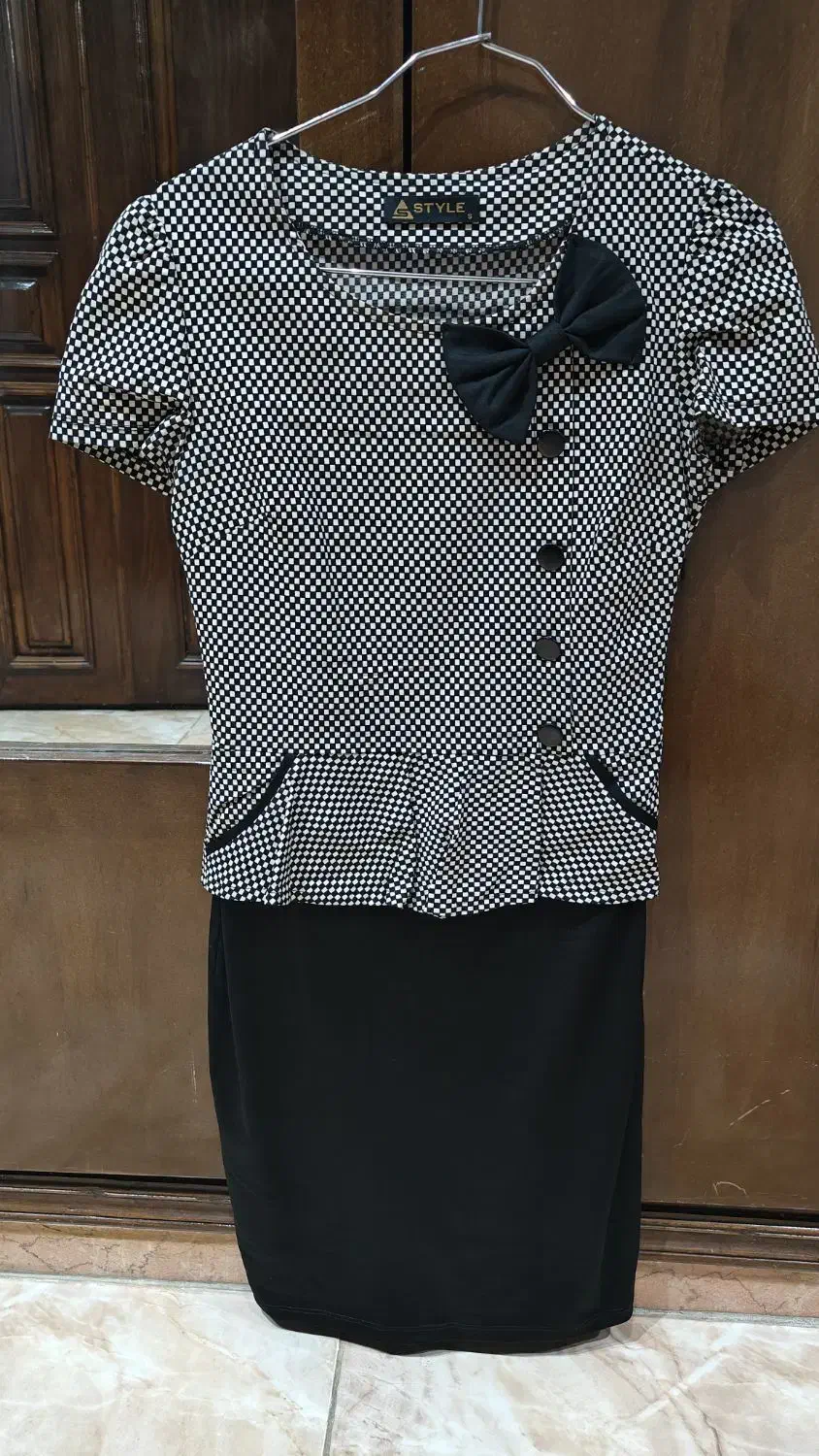 پیراهن دامن|لباس|آمل, |دیوار