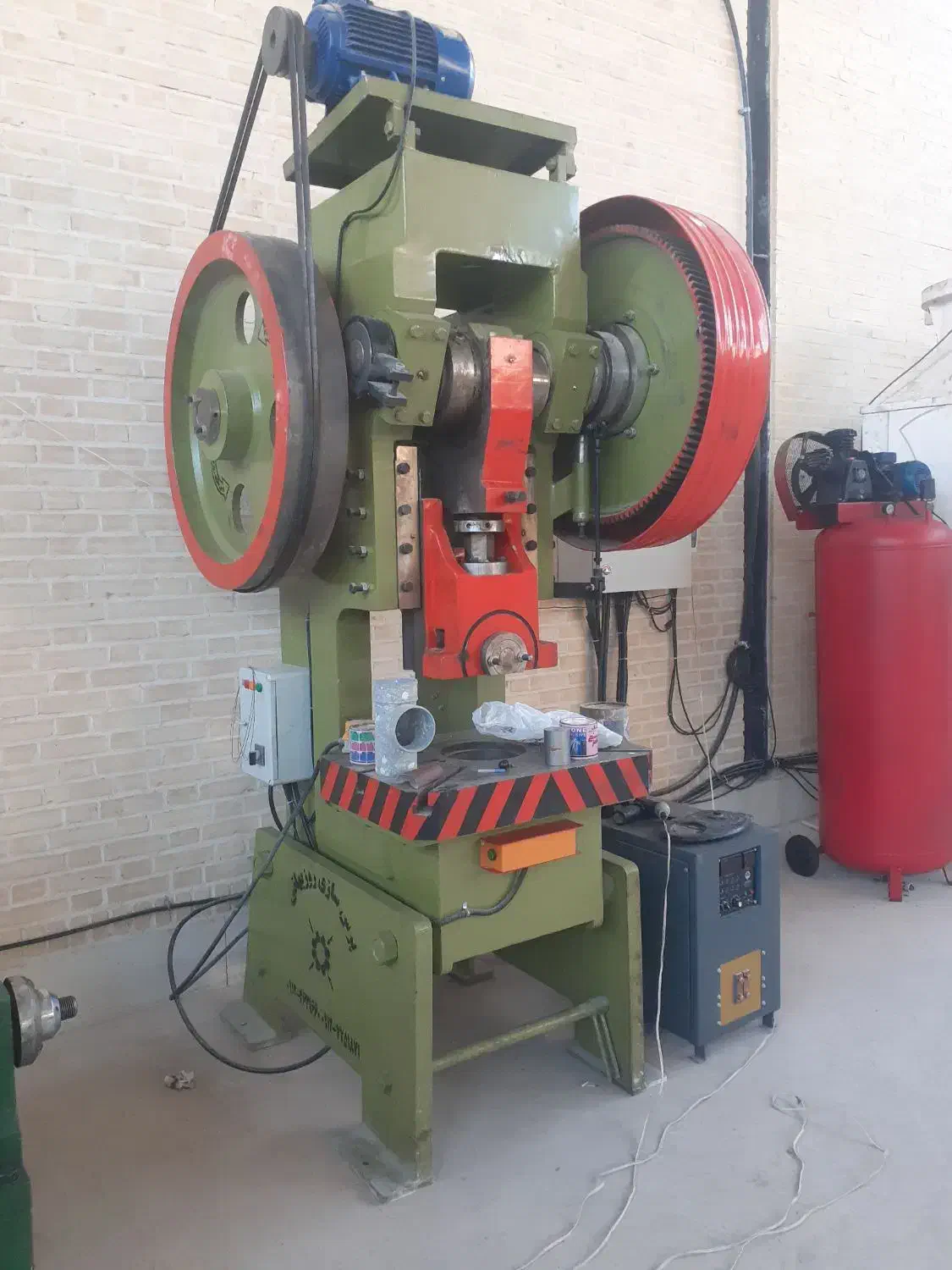 پرس ضربه ایی|ماشین‌آلات صنعتی|تهران, شهرک شریفی|دیوار