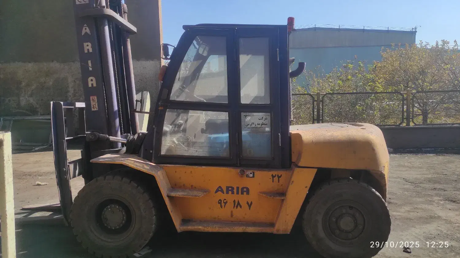 لیفتراک 6 تن آریا|خودرو سنگین|مبارکه, |دیوار