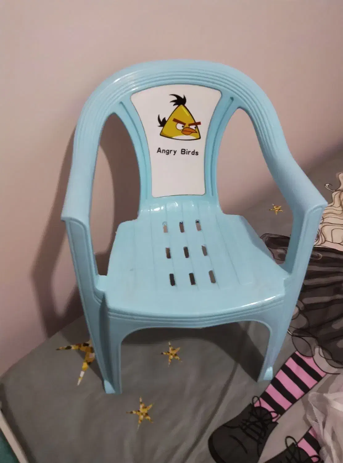 صندلی و عروسک|تخت و صندلی بچه|کرمانشاه, |دیوار