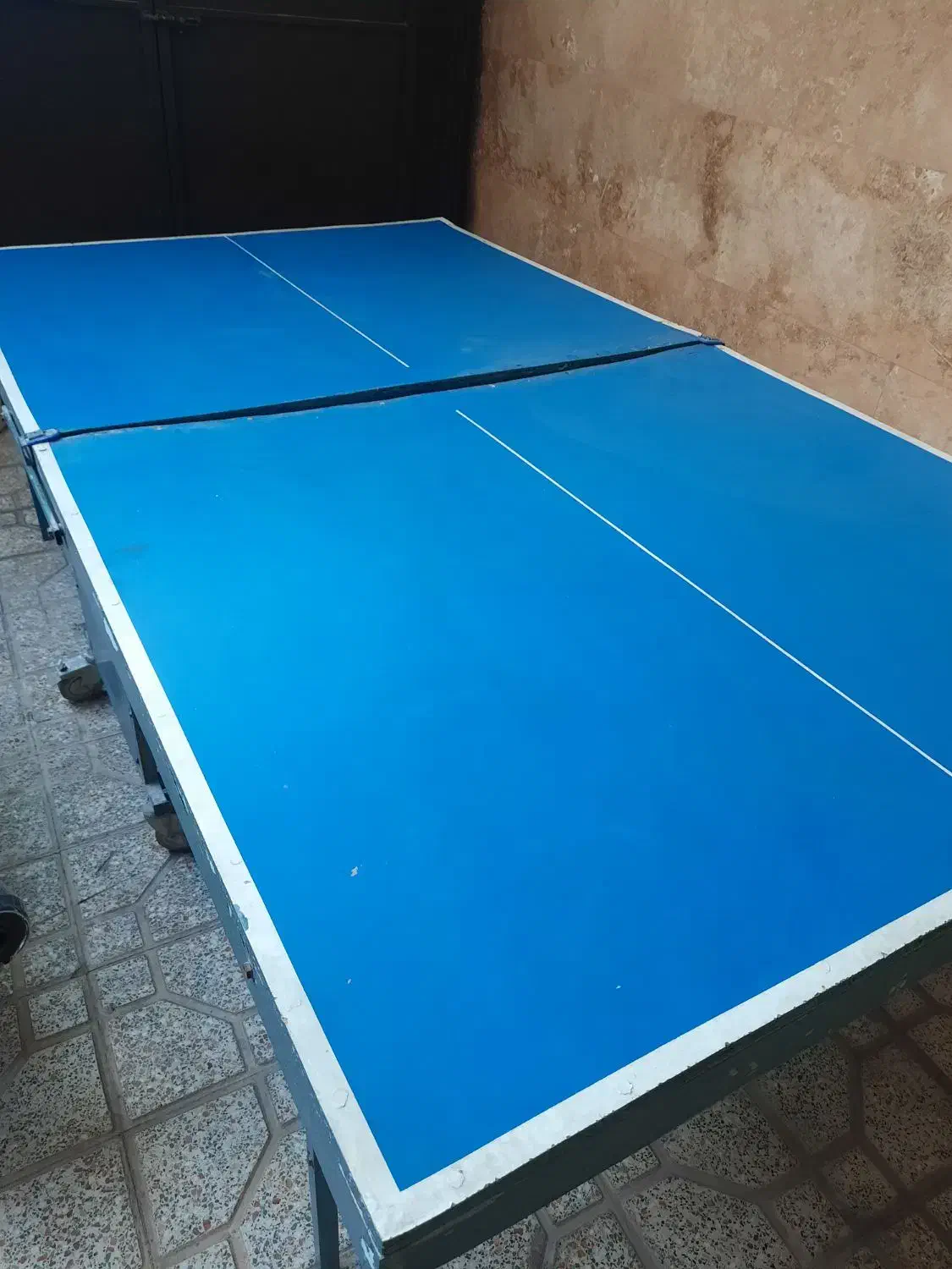 میز پینگ پنگ|ورزش‌های توپی|رباط‌کریم, رباط‌کریم|دیوار