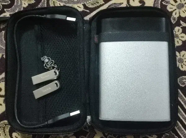 هارد 1 ترا فلش 128|قطعات و لوازم جانبی رایانه|کرمانشاه, |دیوار