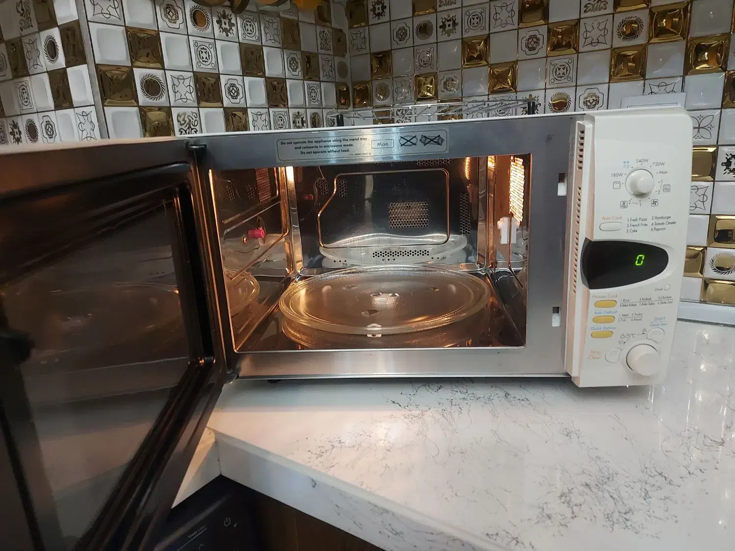 ماکروفر ال جی|اجاق گاز و لوازم برقی پختوپز|اسلامشهر, شهرک واوان|دیوار