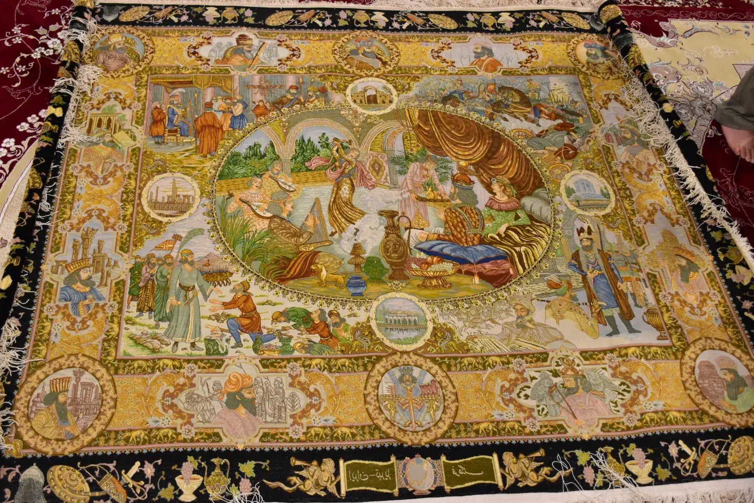 فروش تابلو فرش بزم خسروپرویز|تابلو فرش|کنگاور, |دیوار