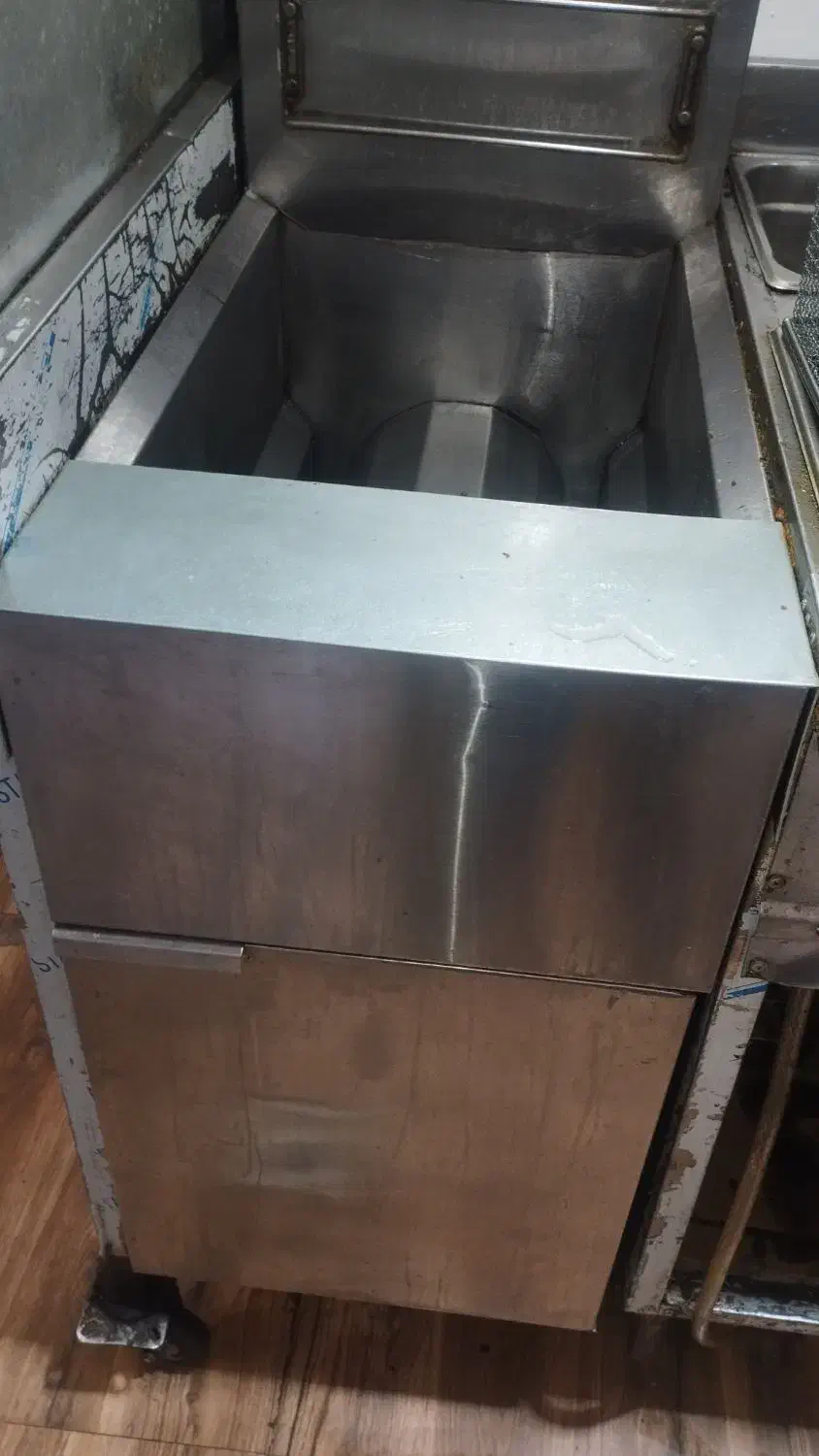 سیب زمینی سرخ کم|کافی‌شاپ و رستوران|ملایر, |دیوار