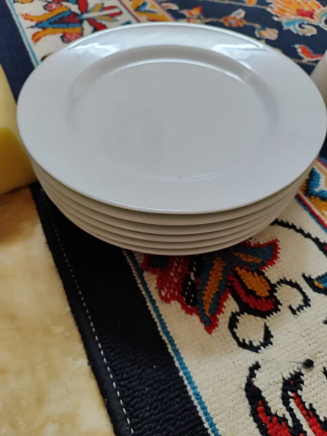 تعدادیظروفآشپزخانه|ظروف سرو و پذیرایی|کاشان, سرفره و صدره|دیوار