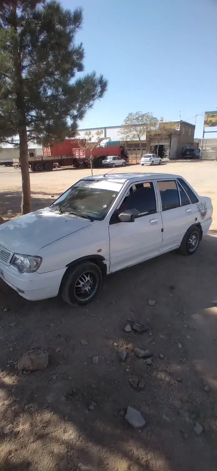 فروش پراید ۱۳۲سفید مدل۹۰ فرمون هیدرولیک|خودرو سواری و وانت|تربتحیدریه, کلاته توکلی|دیوار