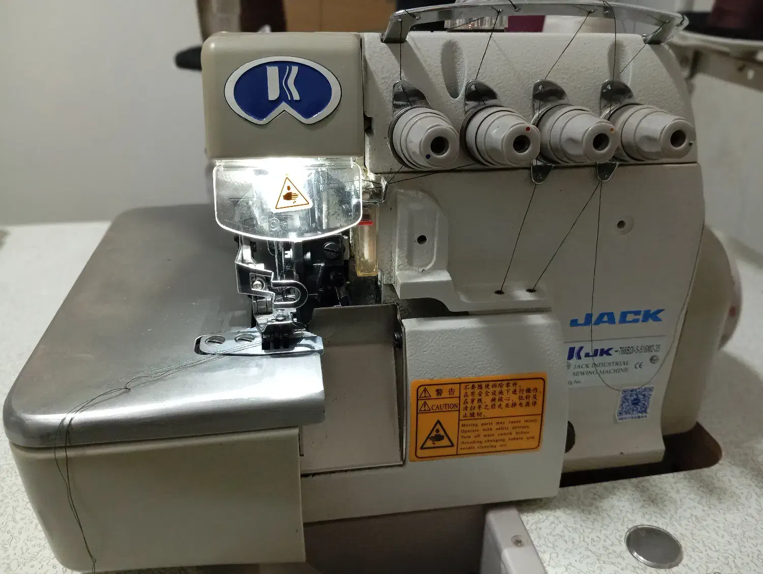 چرخ خیاطی سردور پنج نخ|چرخ خیاطی و ریسندگی|ارومیه, |دیوار