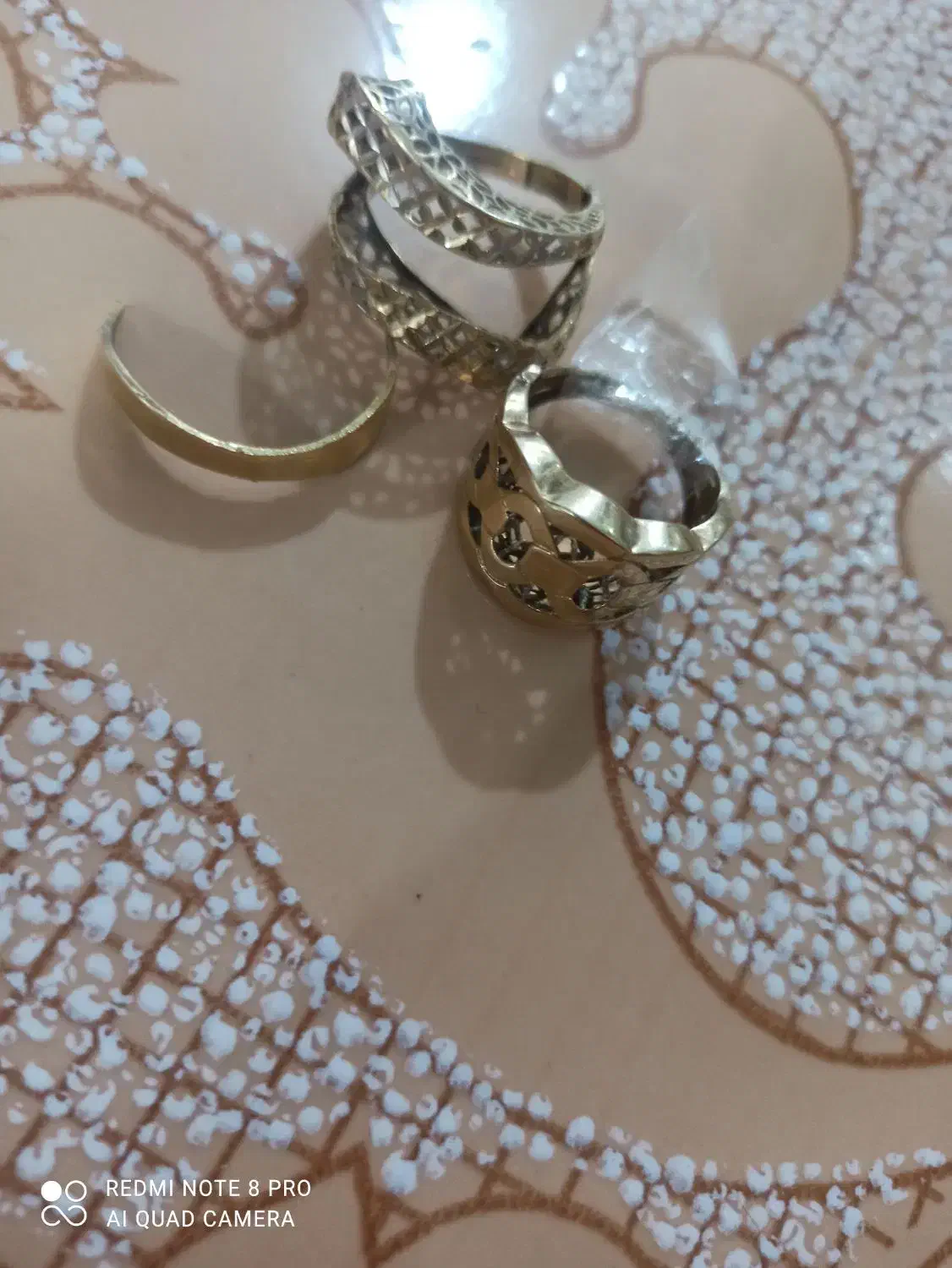 دوعدد انگشتر شکسته|جواهرات|ایوان, |دیوار