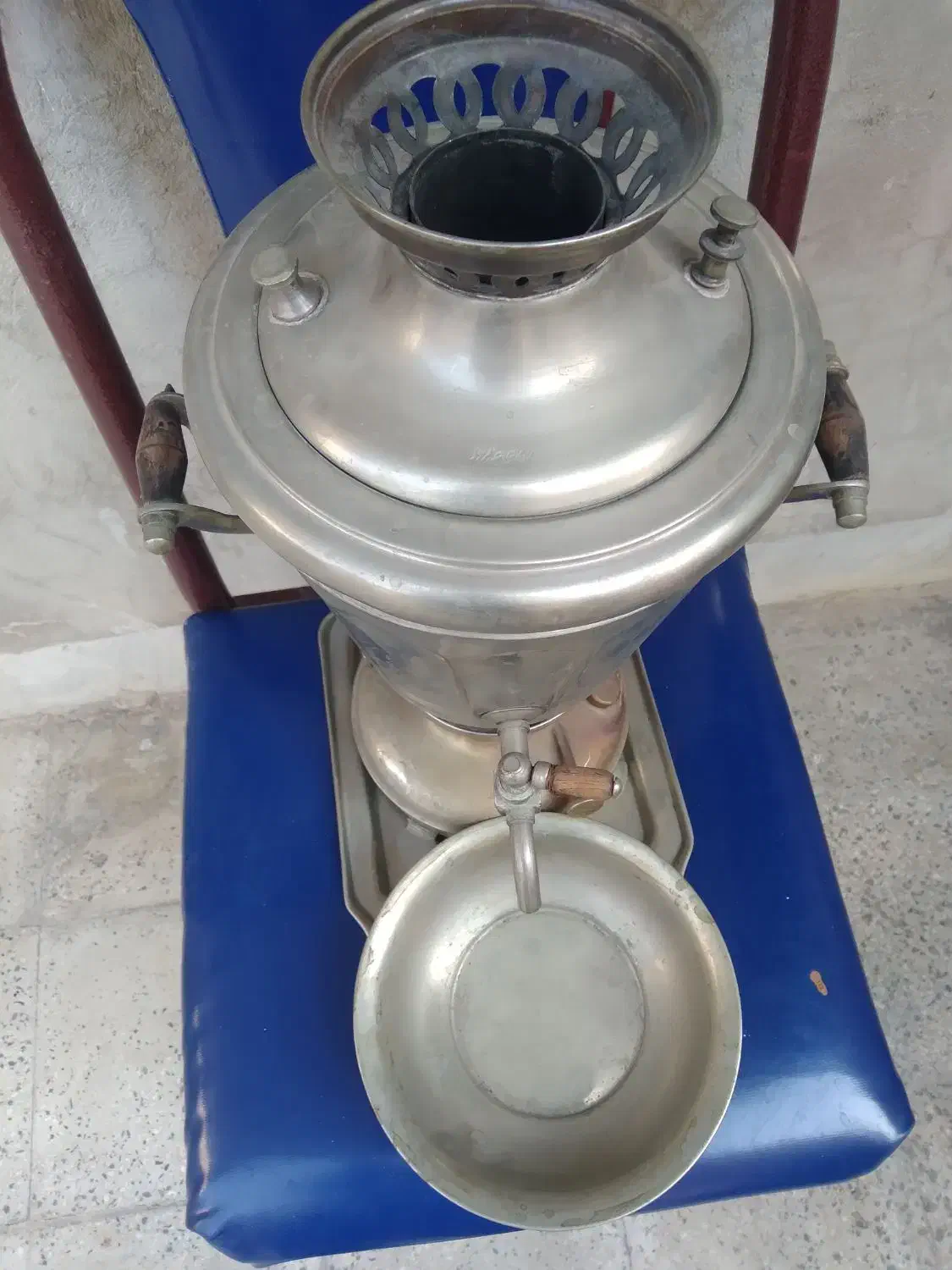 سماور|کلکسیون اشیاء عتیقه|ری, شهید غیوری (ابن باویه)|دیوار