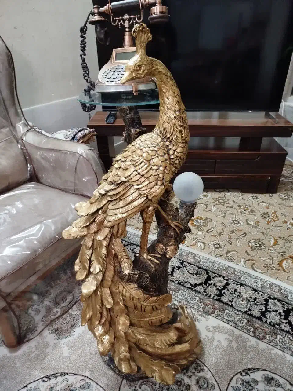 میز تلفن مجسمه طاووس|مجسمه، تندیس، ماکت|اصفهان, رزمندگان|دیوار
